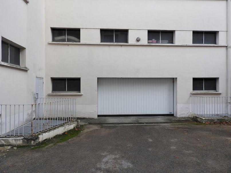 Location  parking  11 m² à Limoges (87000), 60 €