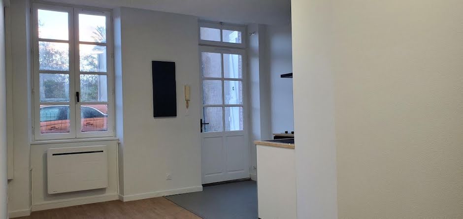 Location  appartement 2 pièces 32 m² à Grisolles (82170), 520 €