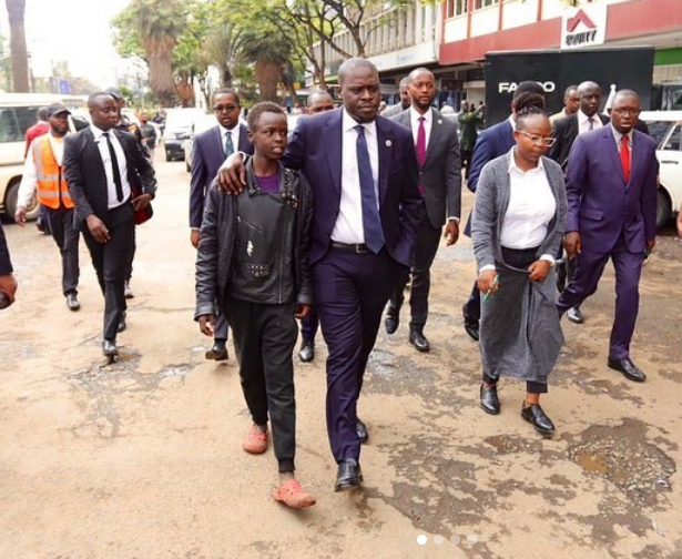 Nairobi Governor Johnson Sakaja with Ibrahim Ali on Tuesday, November 14, 2022.