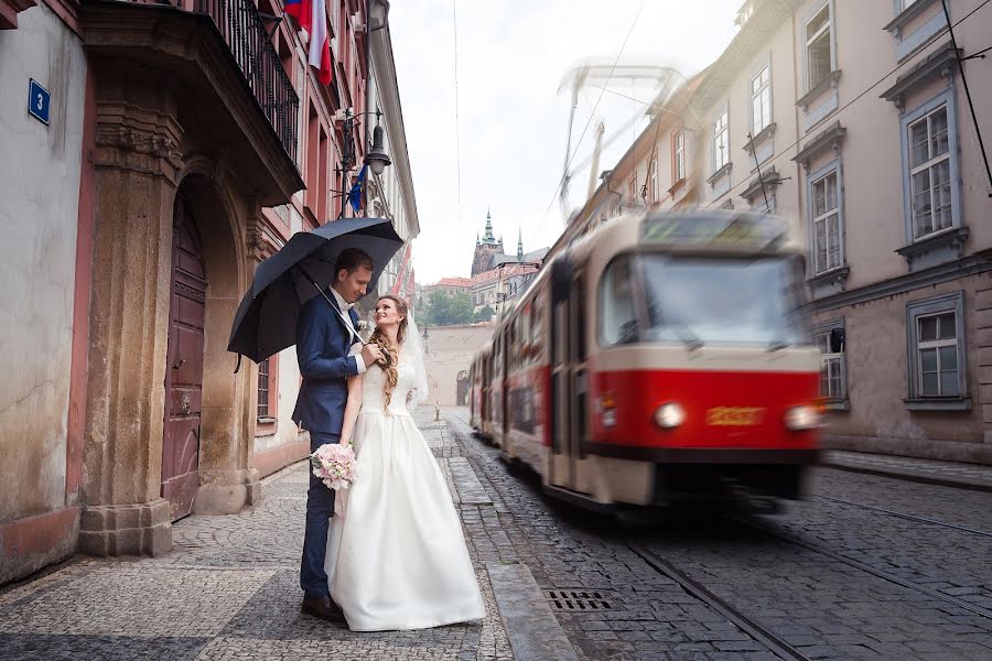 Fotografo di matrimoni Roman Lutkov (romanlutkov). Foto del 16 gennaio 2018