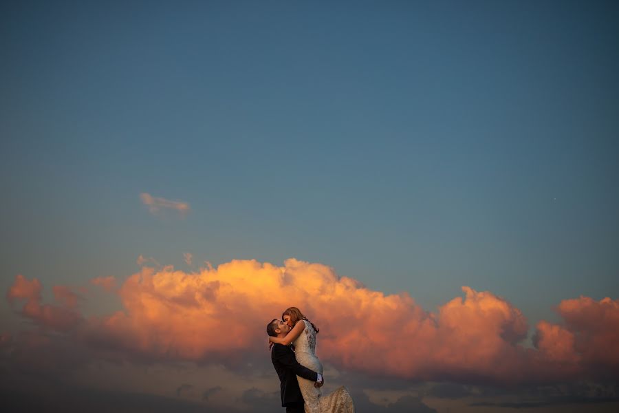 Wedding photographer Donatella Barbera (donatellabarbera). Photo of 16 July 2019