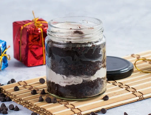 Creamy Chocolate Jar Cake