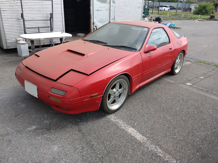 RX-7の斜め45度後方の美学・いつもイイネ&コメントありがとうございます🙇‍♂️・色々作業・リアゲートダンパー交換・お仕事ください(´･∀･｀)に関するカスタム事例の投稿画像2枚目