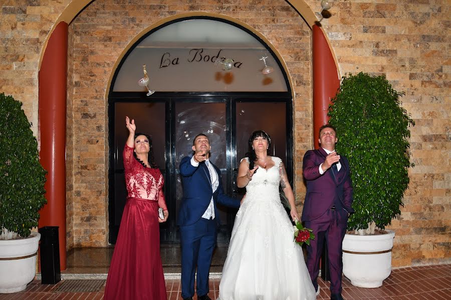 婚禮攝影師Eliseo Montesinos Lorente（montesinoslore）。2019 1月3日的照片