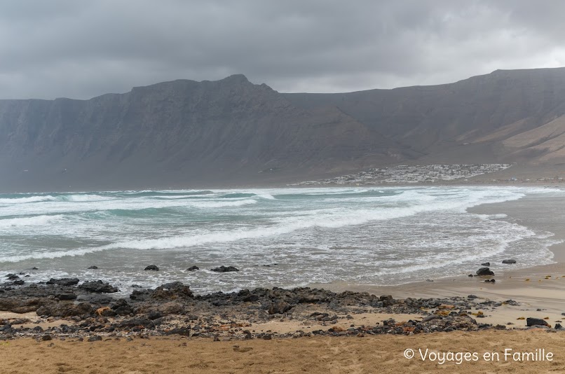 Famara