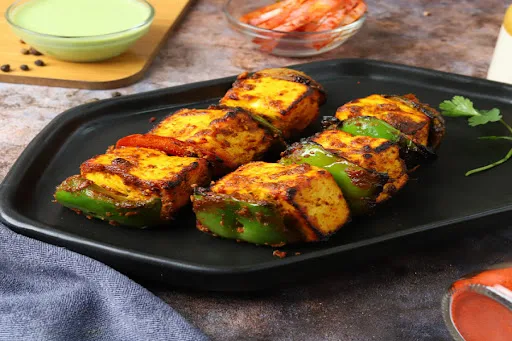 Achari Paneer Tikka