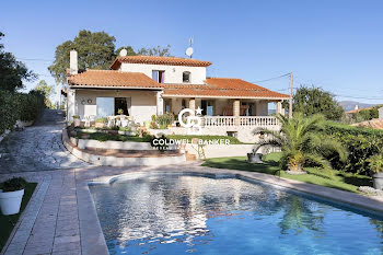 villa à Antibes (06)