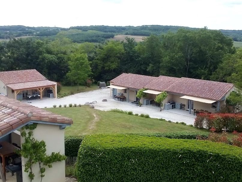 Vente propriété 18 pièces 368 m² à Montcuq (46800), 840 000 €