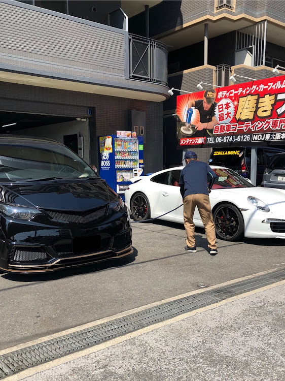 エスティマのNOJ東大阪本店・洗車・加工エアロ・休暇終了・エアサスに関するカスタム事例の投稿画像2枚目