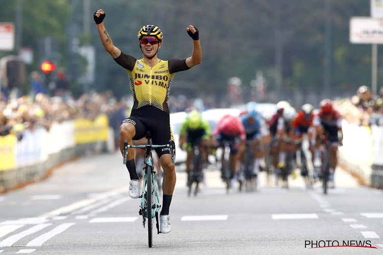 Koers keert terug met beklijvend duel: Roglic klopt Pogacar bergop in nationaal kampioenschap