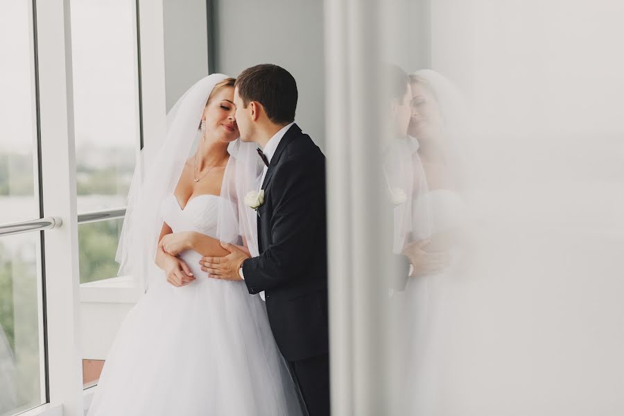 Wedding photographer Sveta Malysheva (svetlay). Photo of 24 August 2015