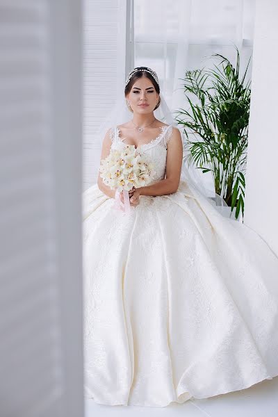 Wedding photographer Olya Yaroslavskaya (olgayaros86). Photo of 30 July 2020