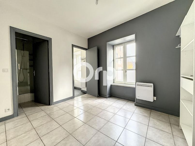 Location  appartement 1 pièce 18 m² à Clermont-Ferrand (63000), 390 €