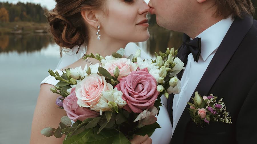 Fotógrafo de casamento Mila Vishnya (milacherry). Foto de 12 de janeiro 2020