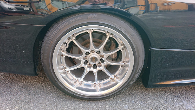 スカイラインのみんなのセンターキャップが見たい・ボルクレーシングGT-C・ボルクレーシングGT-N・ワタナベに関するカスタム事例の投稿画像3枚目