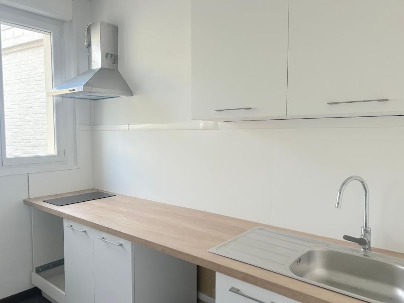 Location  appartement 3 pièces 68 m² à Amiens (80000), 680 €