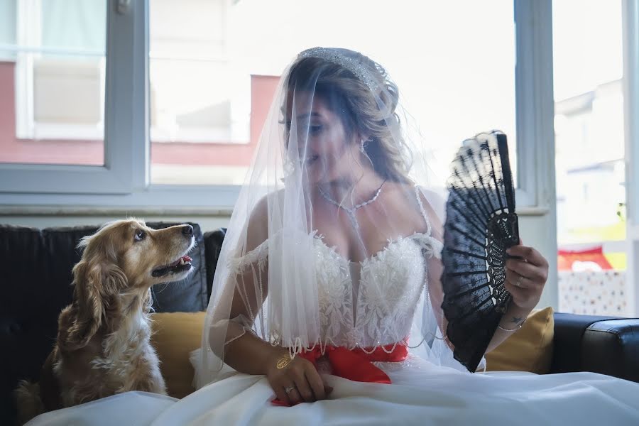 Fotógrafo de casamento Metin Otu (metotu). Foto de 8 de agosto 2021