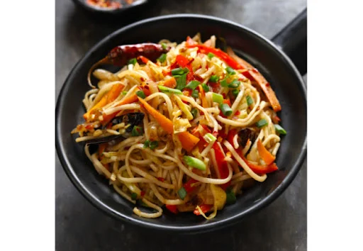 Veg Chilli Garlic Noodles