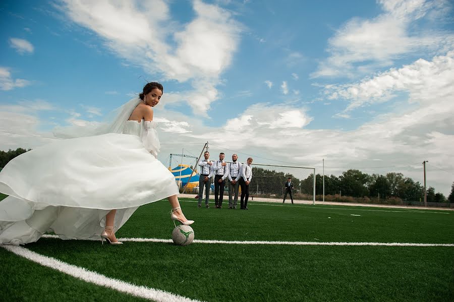 Fotografo di matrimoni Viktoriya Andreeva (viklina). Foto del 8 novembre 2021