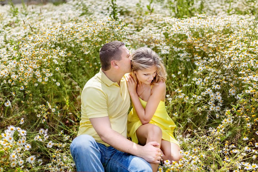 Wedding photographer Varya Rozhkova (photo-barbara). Photo of 12 August 2014