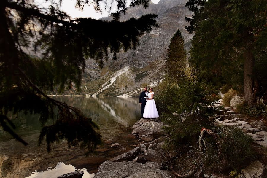 Fotografer pernikahan Michał Giel (fotografiamichal). Foto tanggal 10 Maret 2020