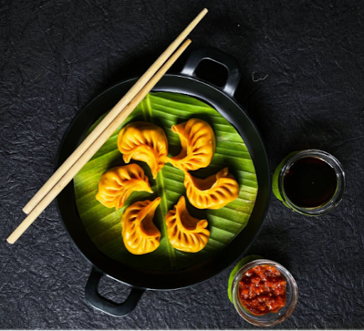 Paneer Tikka Momos [8 Pieces]