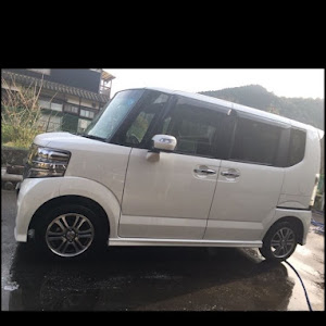 Nボックスカスタム