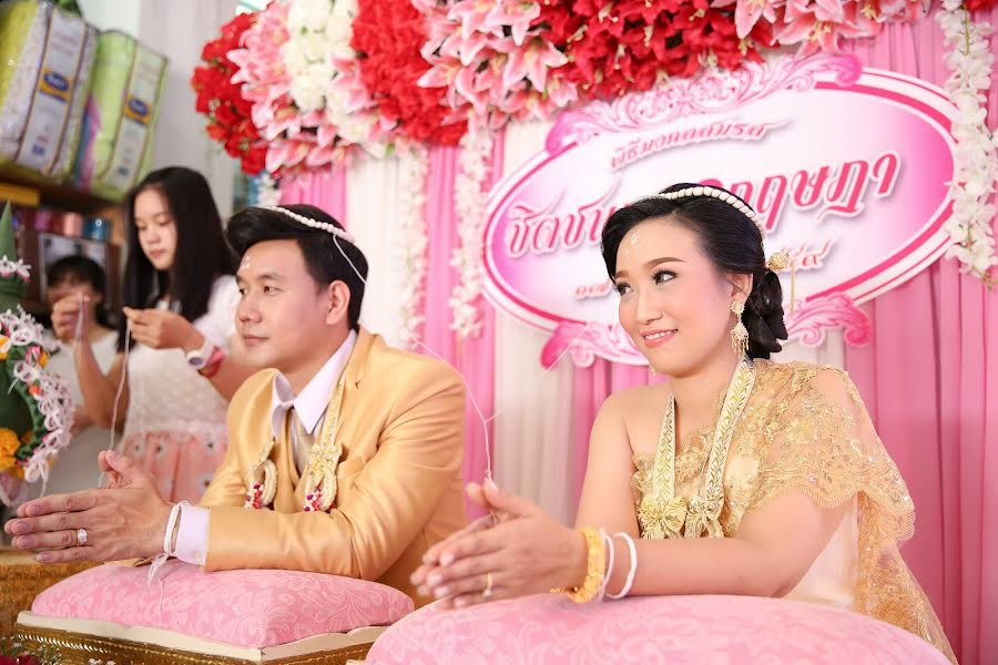 Fotógrafo de bodas Panuwat Namsiripongpan (21pixel). Foto del 8 de septiembre 2020