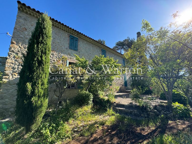 Vente villa 5 pièces 140 m² à Sanary-sur-Mer (83110), 1 580 000 €