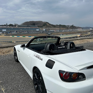 S2000