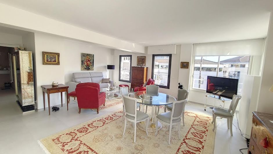 Vente appartement 2 pièces 73 m² à Cannes (06400), 150 000 €