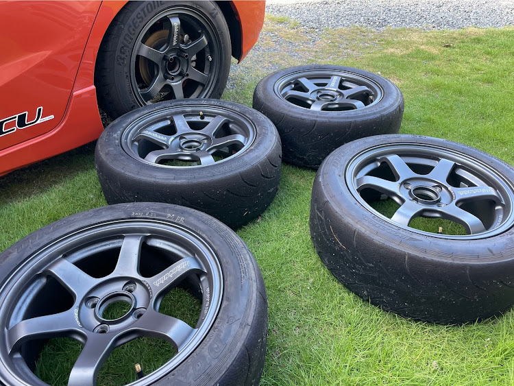 フィットの洗車・サーキット走行準備に関するカスタム事例の投稿画像4枚目