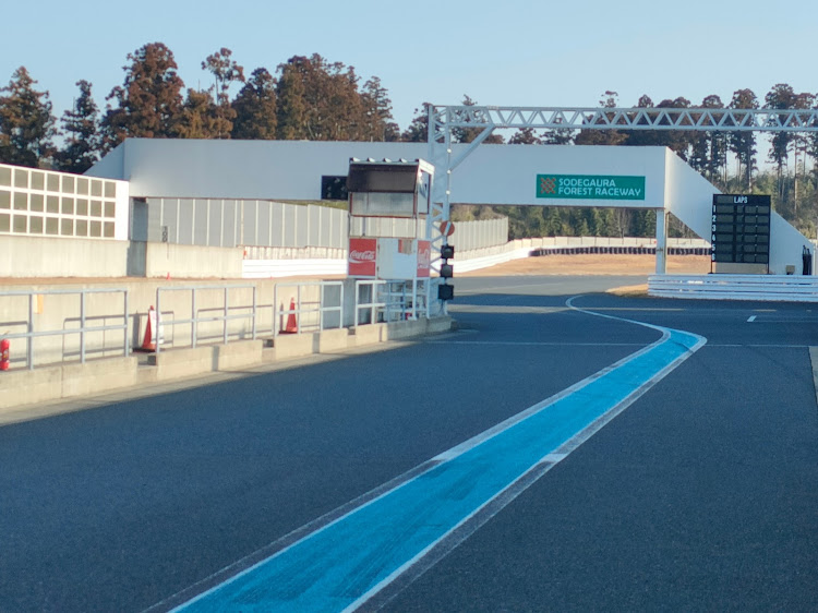 GR86の袖ヶ浦フォレストレースウェイ・GRガレージネッツシュポルト千葉・走行会に関するカスタム事例の投稿画像3枚目