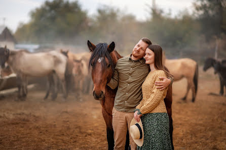 Wedding photographer Anna Ulyasheva (ulyasheva). Photo of 7 October 2021