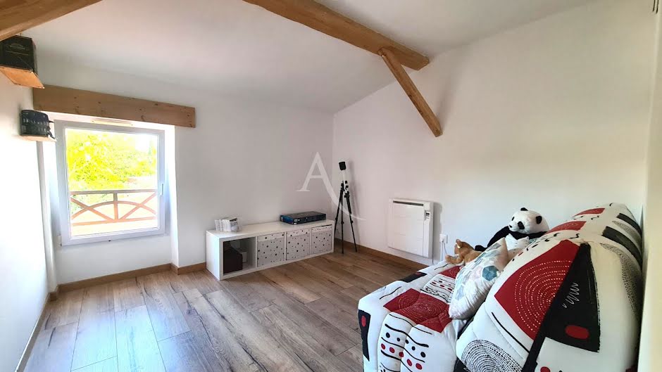 Vente maison 7 pièces 105 m² à Saint-Philbert-de-Grand-Lieu (44310), 269 000 €