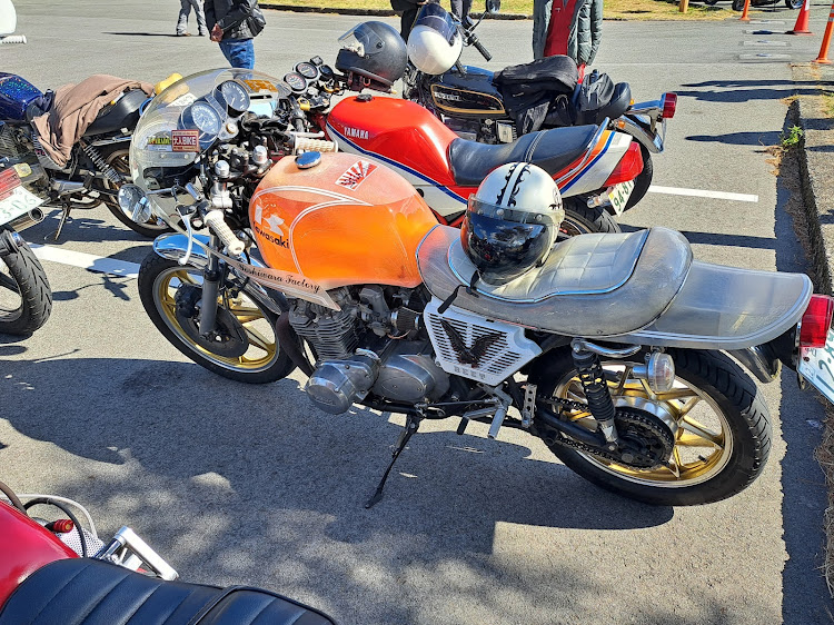 rc04zxt10さんが投稿した瀬の本レストハウス・目の保養・バイク編・バイクに関するカスタム事例の投稿画像21枚目