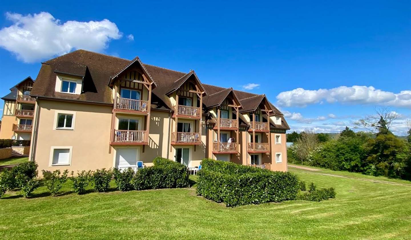 Appartement avec piscine Saint-Arnoult