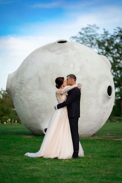 Fotógrafo de casamento Deividas Vilimaitis (dvfotolt). Foto de 9 de janeiro 2020