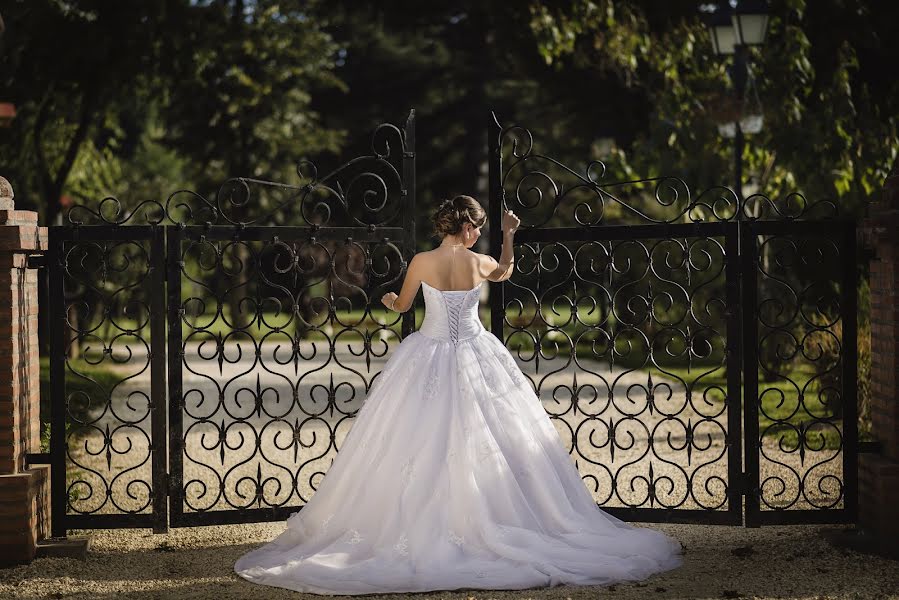 Fotograful de nuntă Dragos Done (dragosdone). Fotografia din 23 iunie 2015