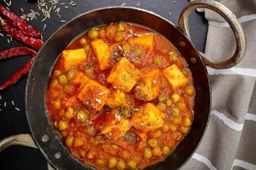 Matar Paneer