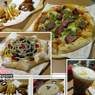 堤諾比薩  Tino's Pizza Cafe