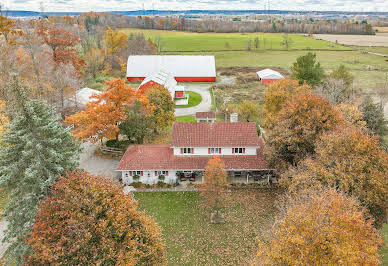 Corps de ferme avec jardin 6