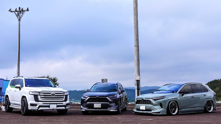 RAV4のすきにまみれろ・ランドクルーザー300・ランクル・モデリスタに関するカスタム事例の投稿画像1枚目