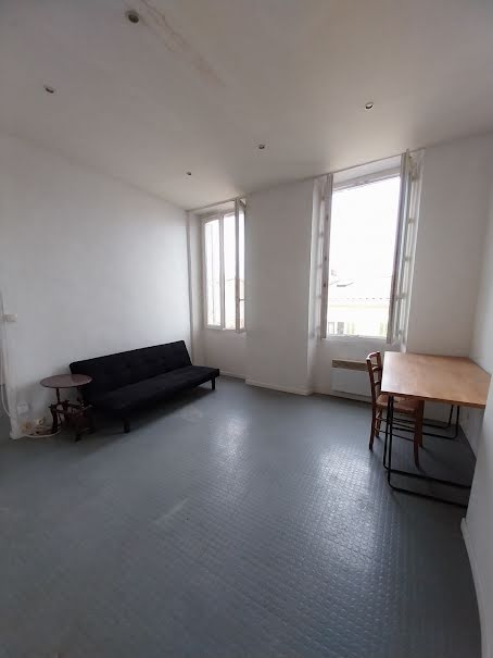 Location meublée appartement 2 pièces 33.2 m² à Marseille 5ème (13005), 480 €