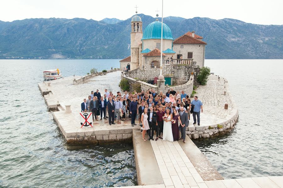 Fotógrafo de casamento Olga Brovko (sunkrit). Foto de 19 de abril 2019