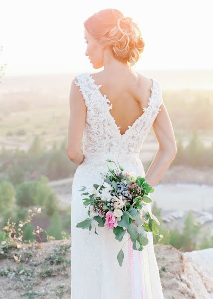 Esküvői fotós Elizaveta Tikhomirova (lizatikhomirova). Készítés ideje: 2015 szeptember 22.