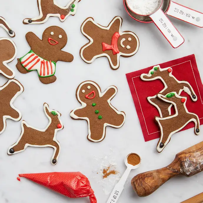 Classic Holiday Gingerbread Cookies Recipe