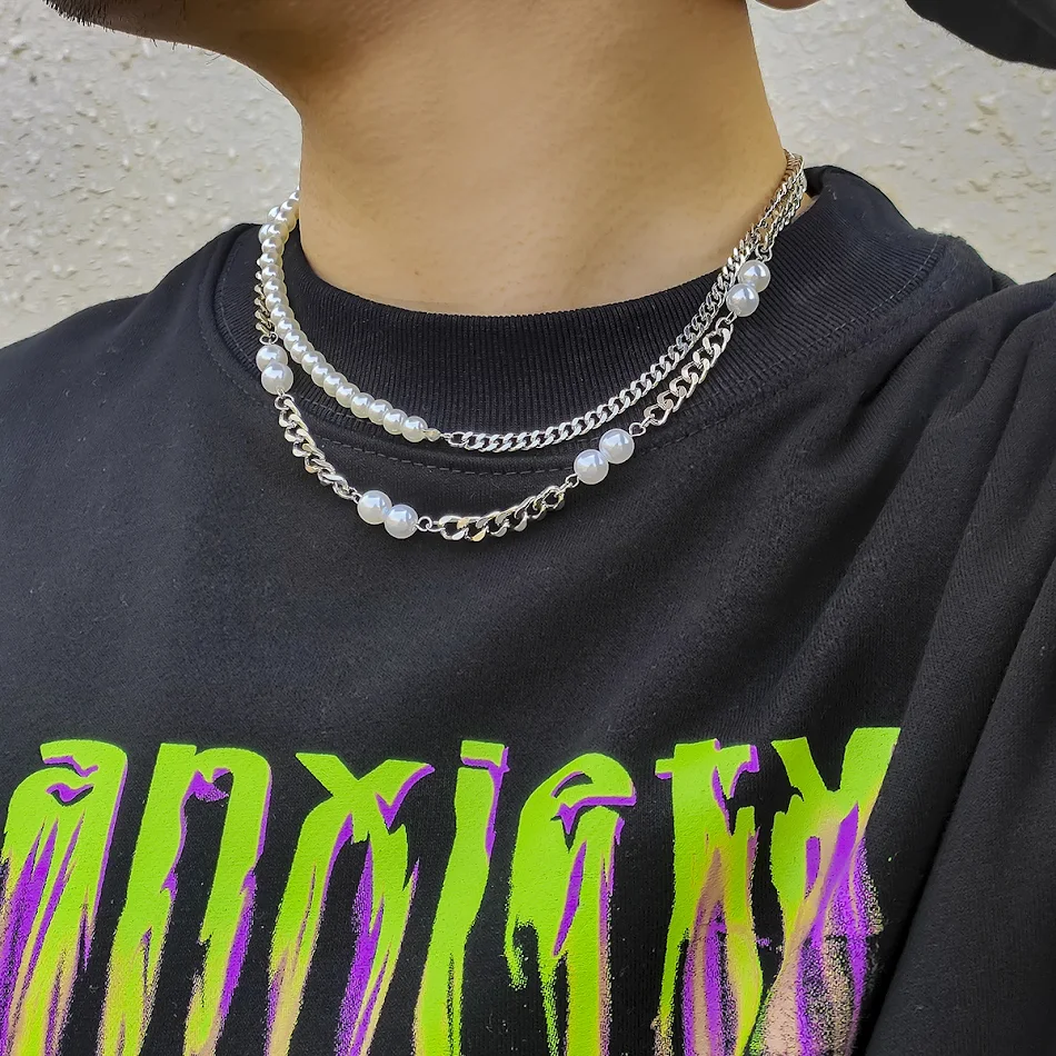 Trendy herenketting met gestikte parels, een stijlvol accessoire voor mannen, perfect om elke outfit op te fleuren en je look een boost te geven.