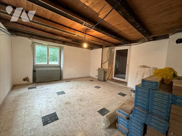 Vente maison 4 pièces 141.5 m² à Pont-de-Roide (25150), 65 280 €