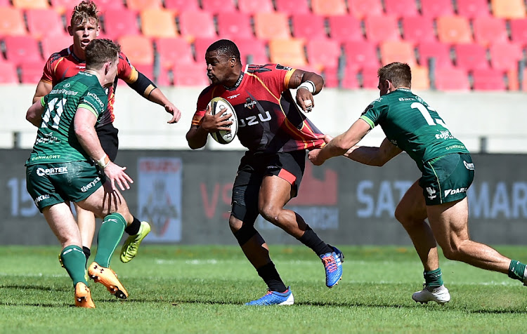 HEAT ON: Centre S'Bura Sithole starts an attacking move for the Isuzu Southern Kings during their match against Irish side Connacht on Sunday at the Nelson Mandela Bay Stadium